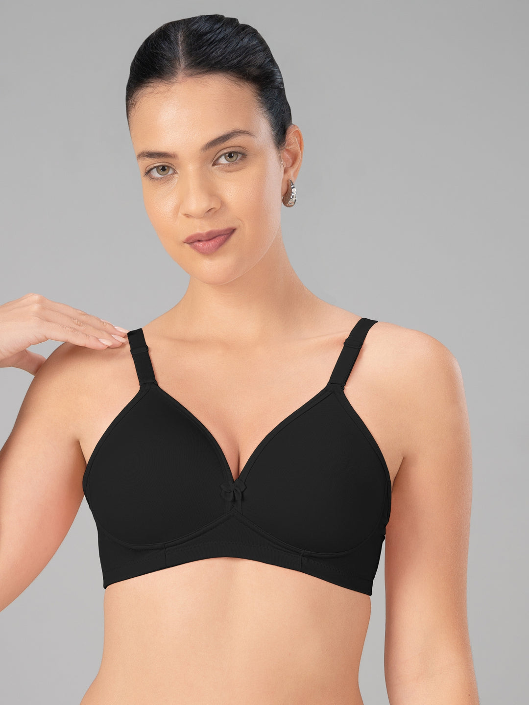 Lovable Black Lightly Padded Non Wired Full Coverage Bra Smooth++-Black