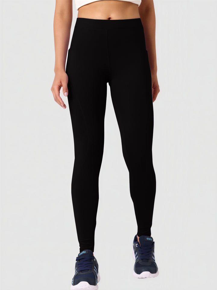 Women Black Solid Skinny Fit Tights - Drysprinter Platina-BK