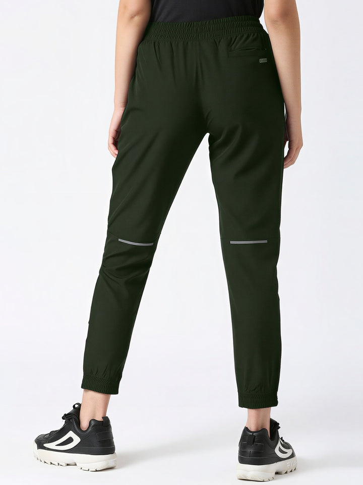 Women Olive Solid Slim Fit Joggers Pant - GROOVER-OL