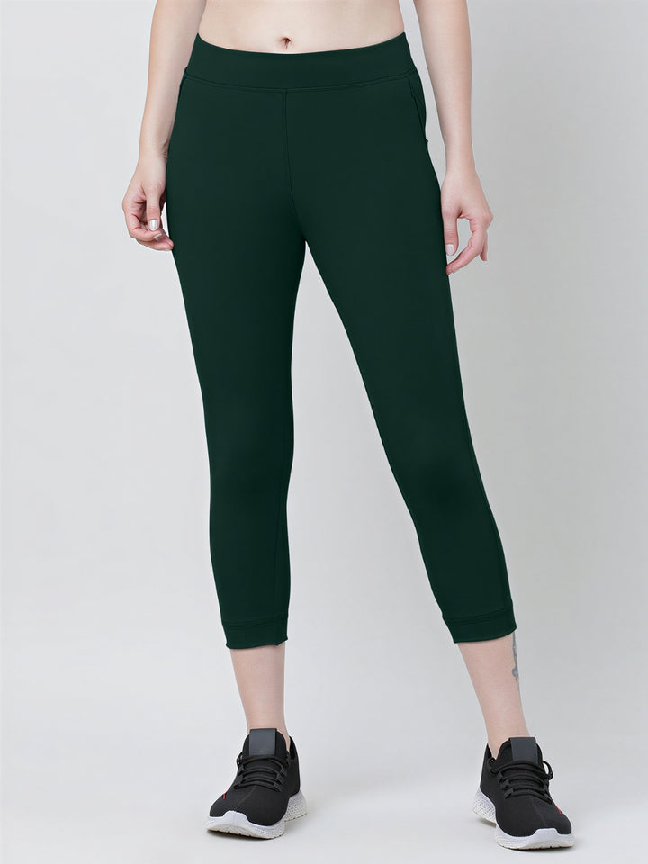 Women Dark Green Solid Skinny Fit Capri - LONG RANGE CAPRI-BA