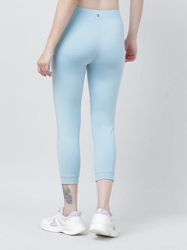 Women Sky blue Solid Capri with side zip pocket- Long Range Capri - SB
