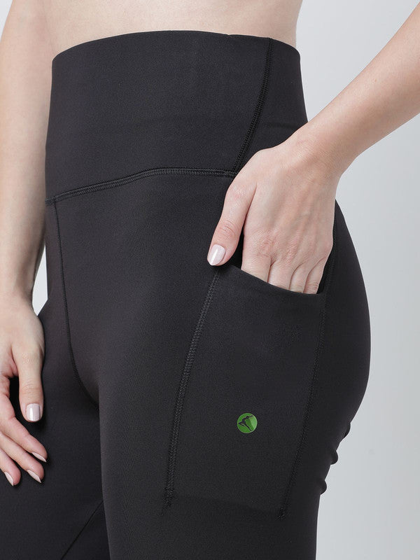 Women Black Solid Tights - Close-up View | Lovable India
