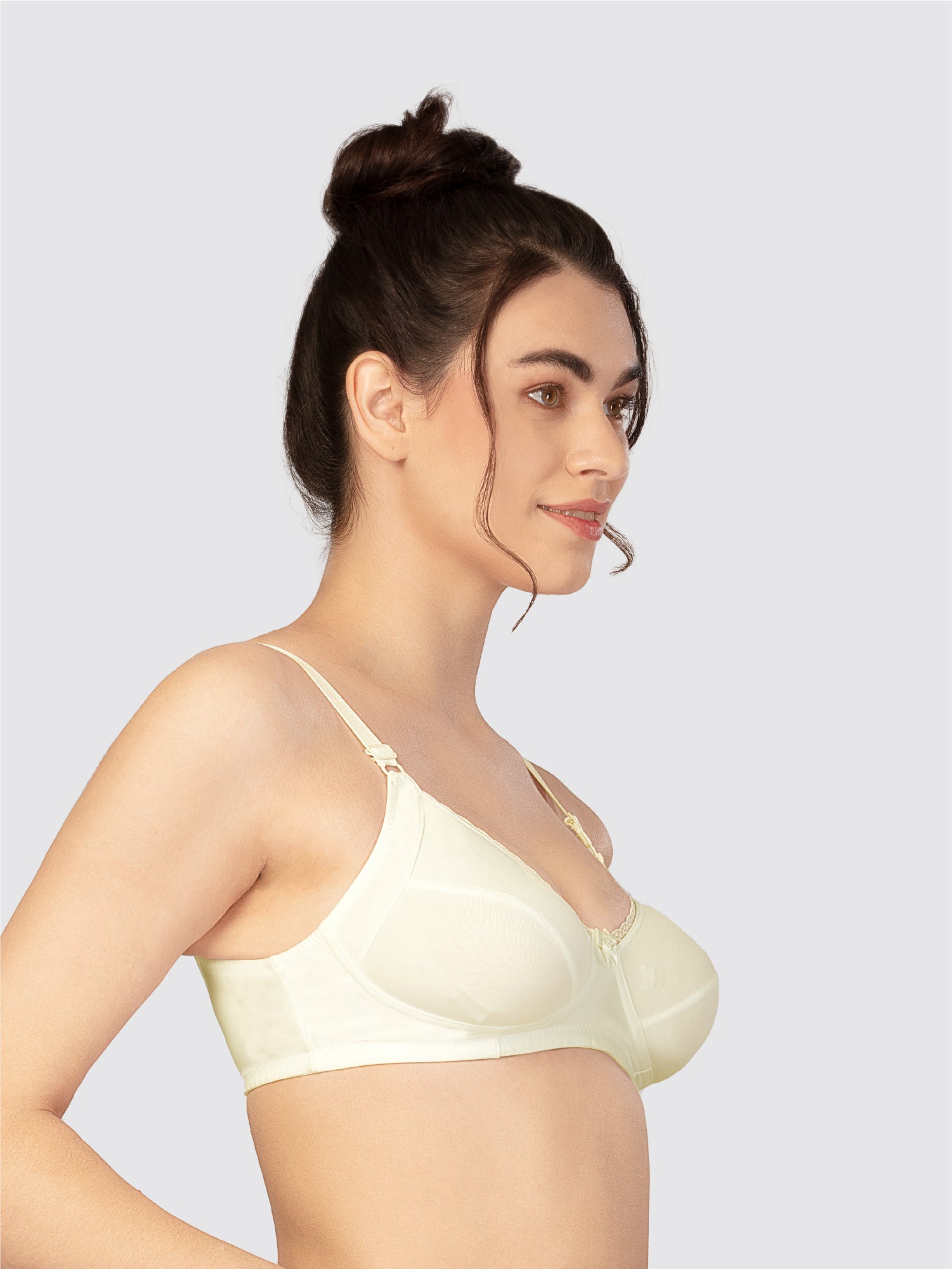 Lovable Cream Non Padded Non Wired Full Coverage Bra COMFYST-Cream